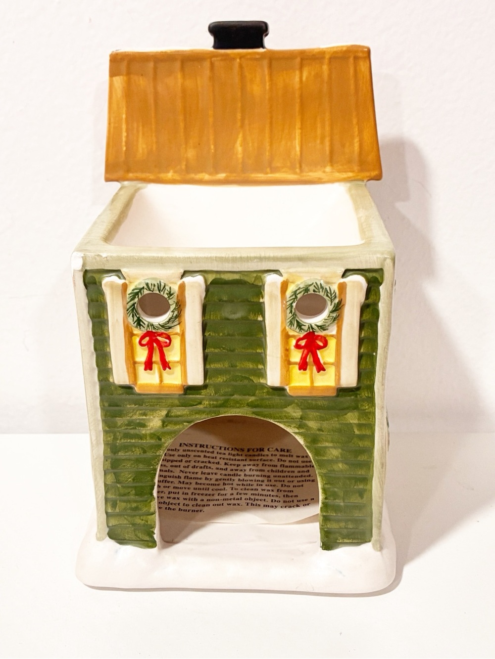Yankee Candle Green Christmas Holiday House Votive Non Electric Wax Warmer NEW - Picture 2 of 3